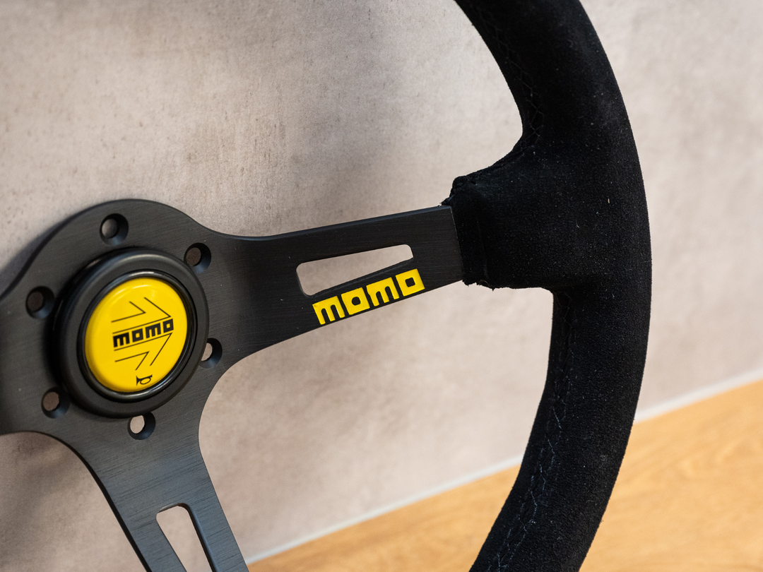 Momo R2 Steering Wheel Style - 340mm