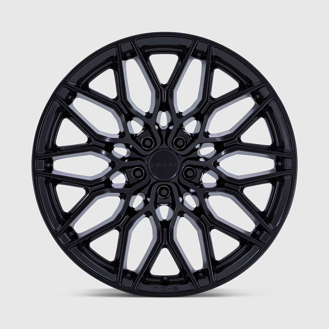 Niche Calabria 5 - Matte Black.