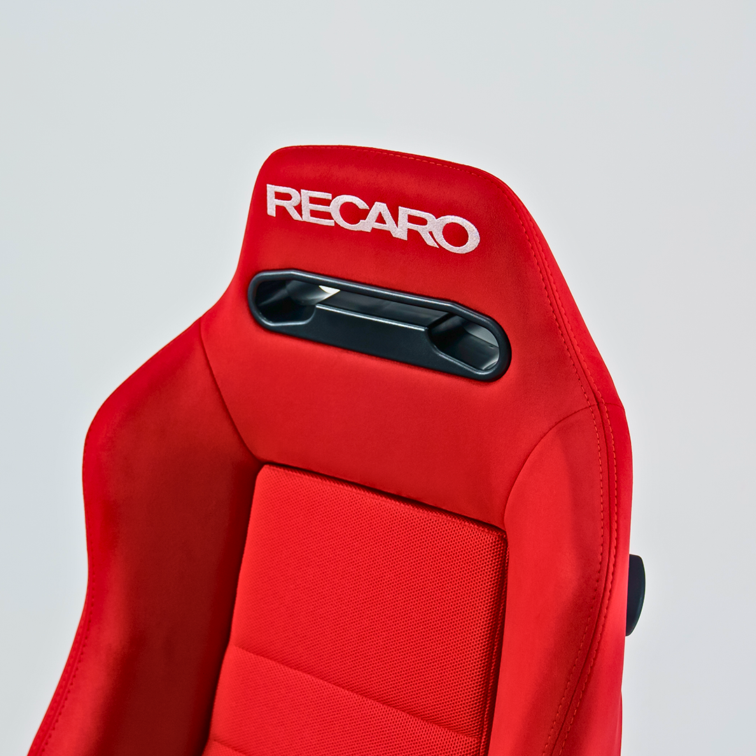 Recaro SR3 Red Seat - ADR Style