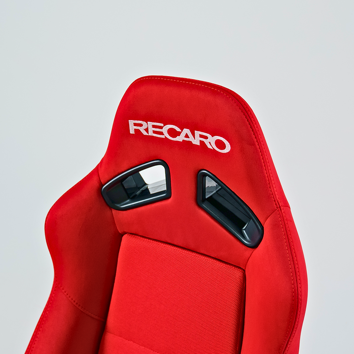 Recaro SR-7 Red Seat - ADR Style